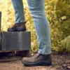 Sapato de trabalho feminino Jungle Moc em couro com biqueira reforçada Sapato de trabalho feminino Jungle Moc em couro com biqueira reforçada